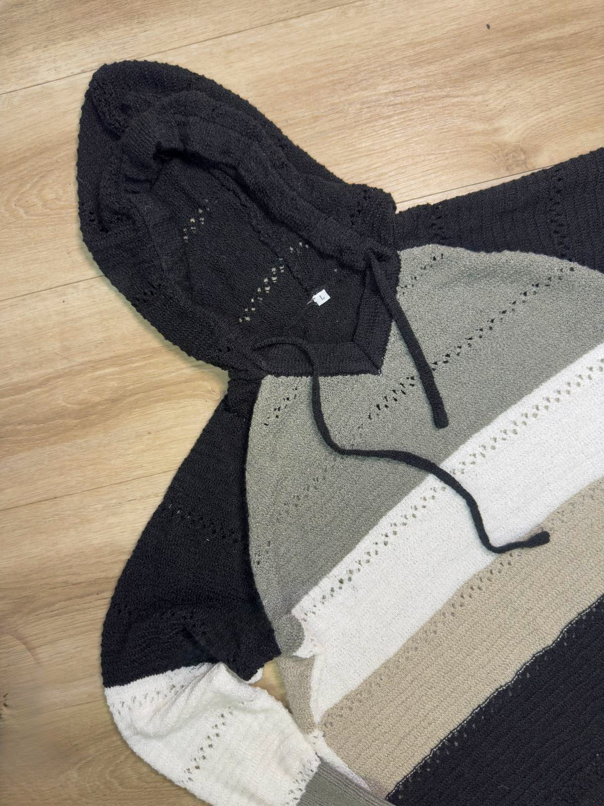 JERSEY DE PUNTO CON CAPUCHA MULTICOLOR – MUJER