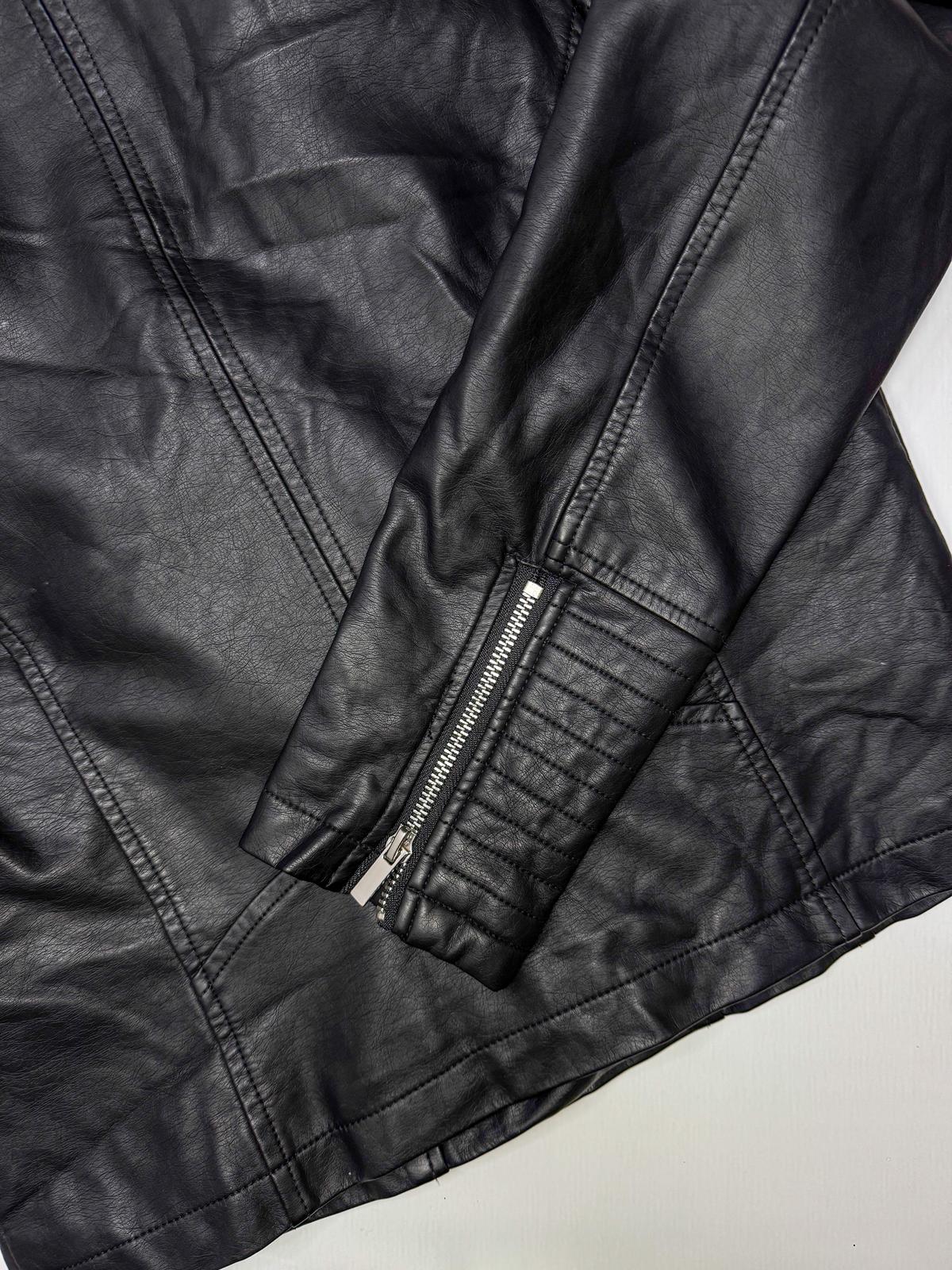 Chaqueta Biker Negra Efecto Piel