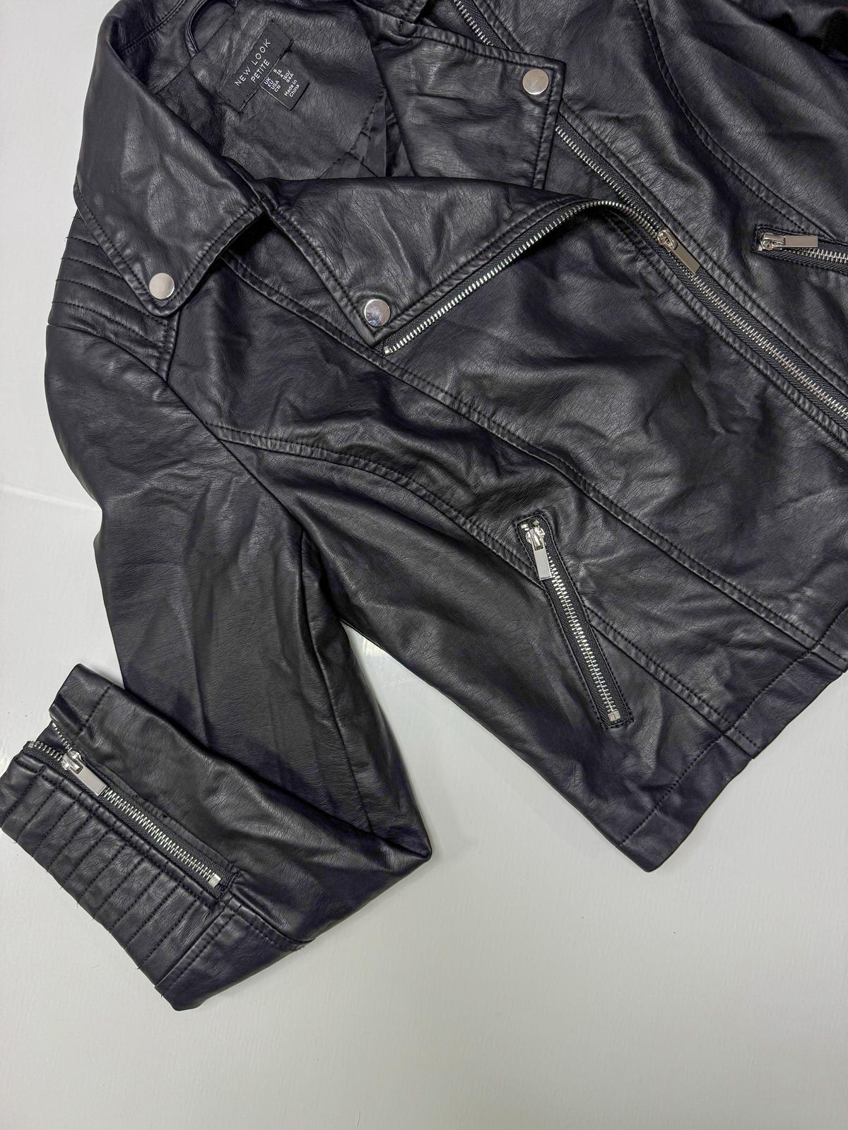 Chaqueta Biker Negra Efecto Piel